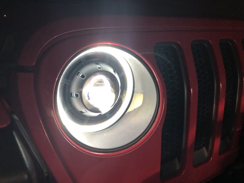 Jeep Gladiator Headlight Assemblies - ORACLE Lighting - Oculus Bi-LED - Matte Blk