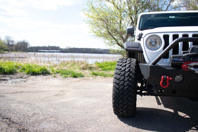 Jeep Gladiator Fender Flares - Front - Fishbone Offroad - Alum - Black - 2020+