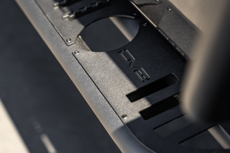 Jeep Wrangler JL Hinge Mounted Steps - DV8 Offroad - OE Plus - black - `18-`23