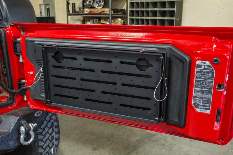 Jeep Wrangler JL - DVE Tail Gate Plate